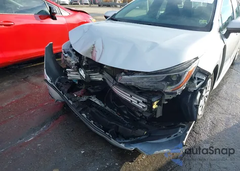 2020 Toyota Corolla L z USA, uszkodzony, nr VIN 5YFDPRAE3LP043415